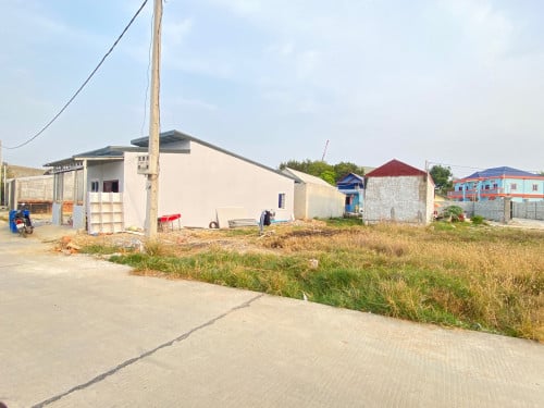 ដីលក់ធូថ្លៃ