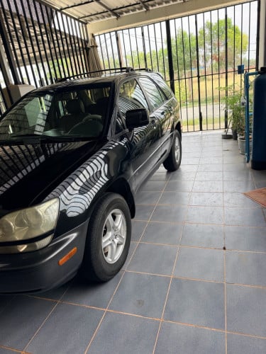 ចង់លក់ឡានផ្ទាល់ដូសារី RX300 2001ប៉ុង1
