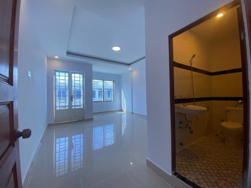 ផ្ទះ​ជួល​