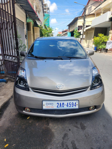 រថយន្តសម្រាប់ជួលជាថ្ងៃ ជាខែ