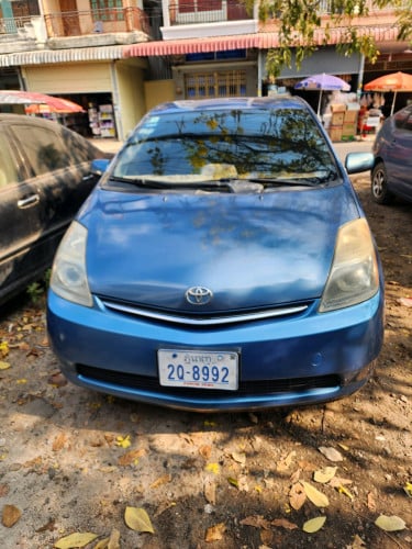 រថយន្តសម្រាប់ជួលជាថ្ងៃ ជាខែ
