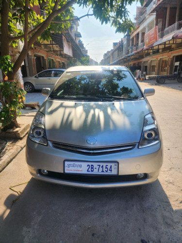 រថយន្តសម្រាប់ជួលថ្ងៃជួលជាខែ