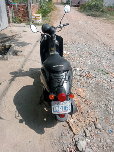 ចង់លក់
