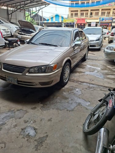 ឡានសម្រាប់លក់