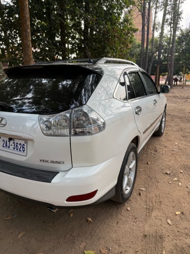 ឡានសម្រាប់លក់