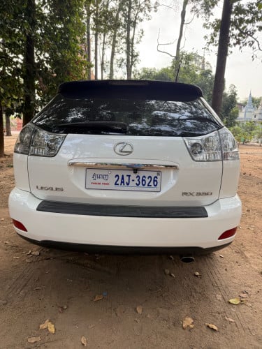 ឡានសម្រាប់លក់