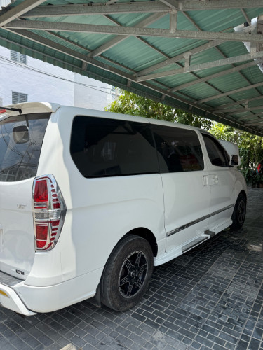 ឡានសម្រាប់លក់