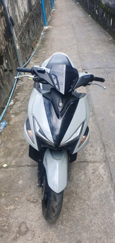 ម៉ូតូលក់