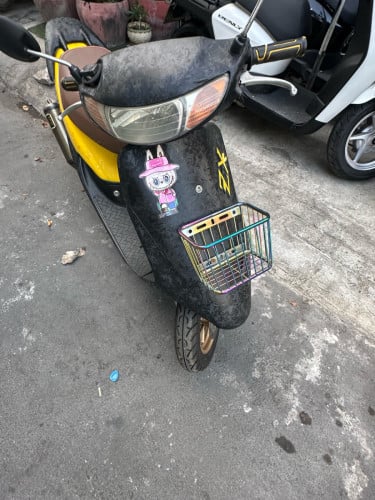 ម៉ូតូស្អាត