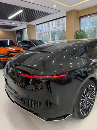 阿维塔12