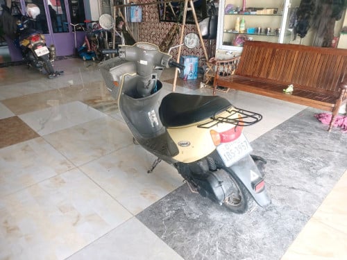 ម៉ូតូជិះជិតៗលក់160ស្រួលជិះ