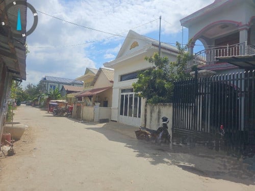 ផ្ទះលក់ក្រោមទីផ្សារ 30%