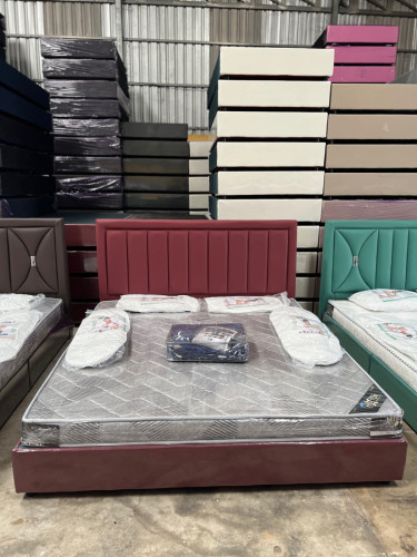 តែគ្រែ85$បងៗ មានឈុត149$ 160$ 189$បងៗ ធានាគុណភាពនិងតម្លៃធានាជូនរយះពេល3ឆ្នាំវឺតៗ