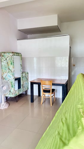 ផ្ទះសំរាប់ជួល​ E2 ជាន់ទី2 មាន2បន្ទប់​គេង