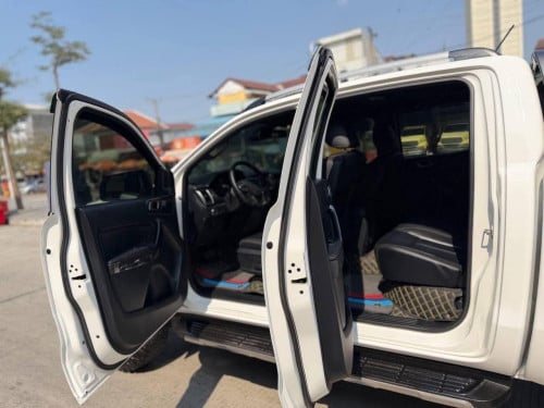 លក់ford ranger2021ម៉ាសុីន2ចុចfull options