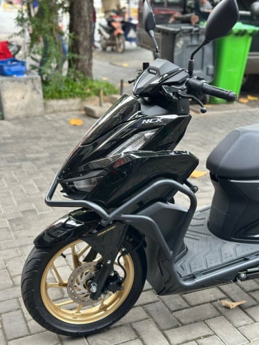 វៃដូរបង់រំលស់ HONDA CLICK 160cc មួយទឹកខ្ចី99%បស់ក្រុមហ៊ុន
