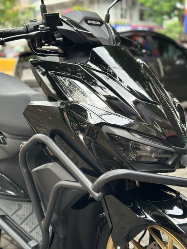 វៃដូរបង់រំលស់ HONDA CLICK 160cc មួយទឹកខ្ចី99%បស់ក្រុមហ៊ុន