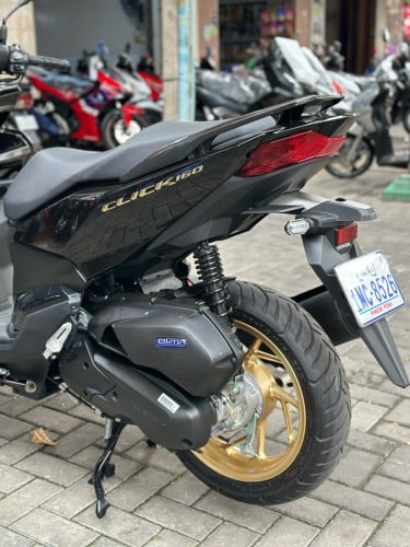 វៃដូរបង់រំលស់ HONDA CLICK 160cc មួយទឹកខ្ចី99%បស់ក្រុមហ៊ុន