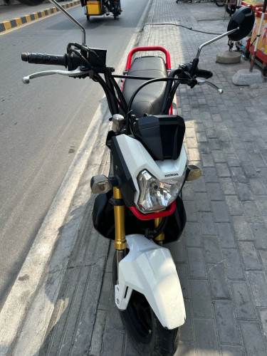 លក់Honda zoomer2018
