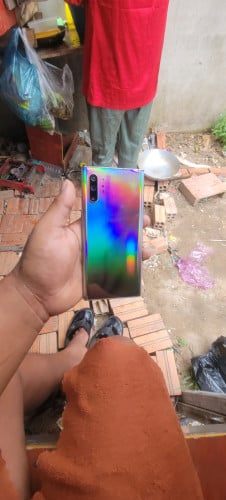 លក់Note 10+ អេក្រង់សីន បែកកញ្ចក់ទិច សាច់អេក្រង់នៅស្អាតអត់ដានអត់ជាំ