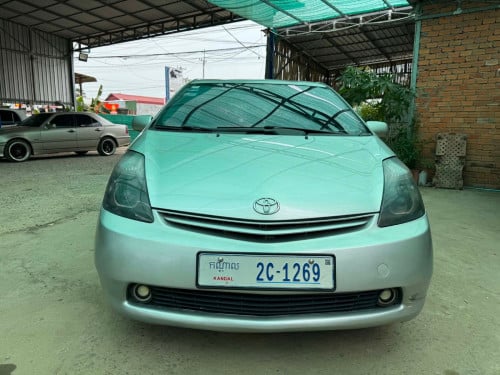 ឡានលក់  Prius2004  Full ម្ចាស់ដើម  8600$ ចចា