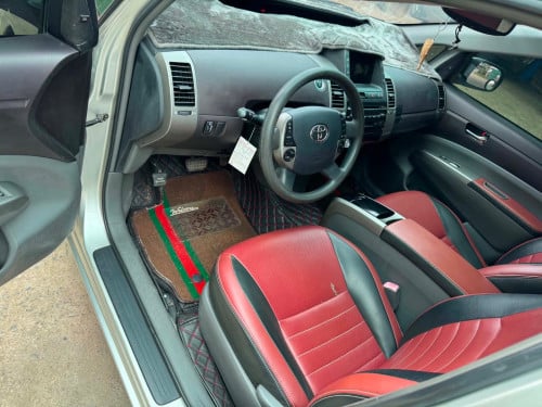 ឡានលក់  Prius2004  Full ម្ចាស់ដើម  8600$ ចចា