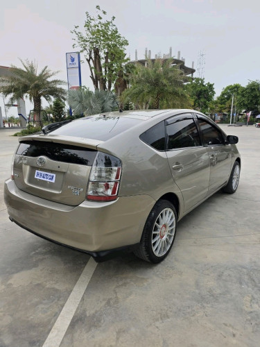 ឡានលក់Prius2005 Hfull