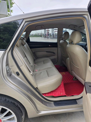 ឡានលក់Prius2005 Hfull