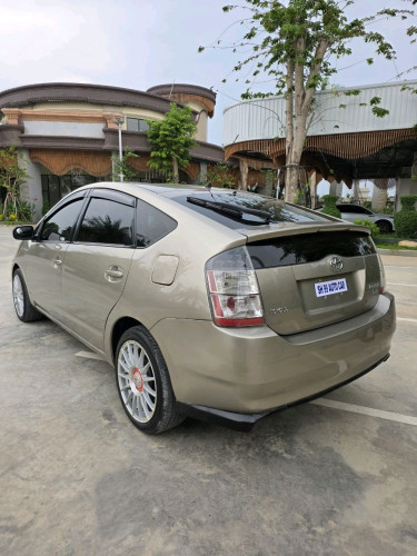 ឡានលក់Prius2005 Hfull