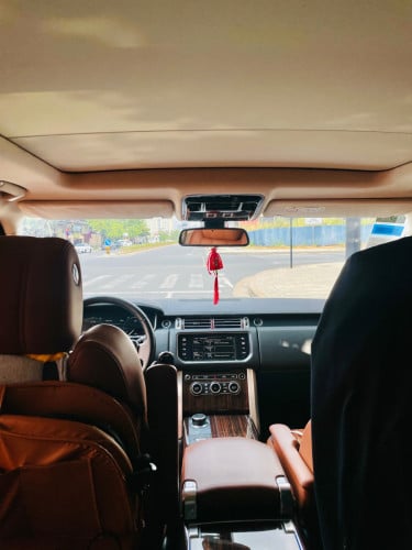 លក់រថយន្តជិះផ្ទាល់ខ្លួន! (Range Rover Vogue SE 2015)