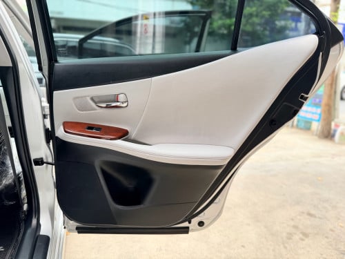 2011 LEXUS HS 250h Hybrid Full Option premium រថយន្ដ​ក្រដាសពន្ធ​ថ្មី​