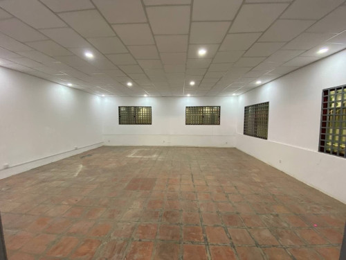3-Storeys Villa for Rent in Daun Penh
