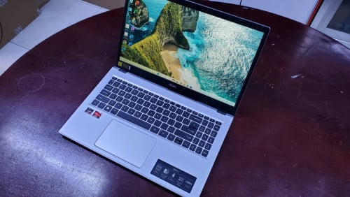 Acer Aspire 3-A315 / CPU RYZEN 5 7520U / Screen 15.6" នៅស្អាត