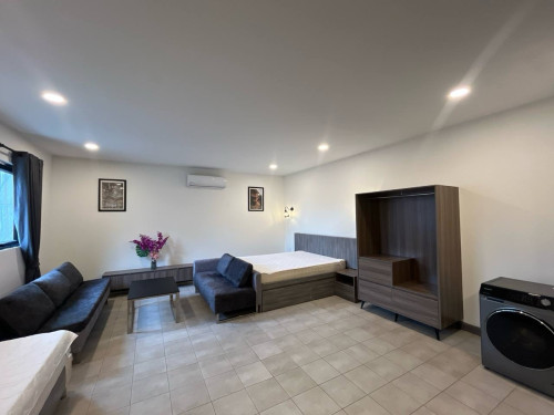 APARTMENT FOR RENT📍Wat Botum Park