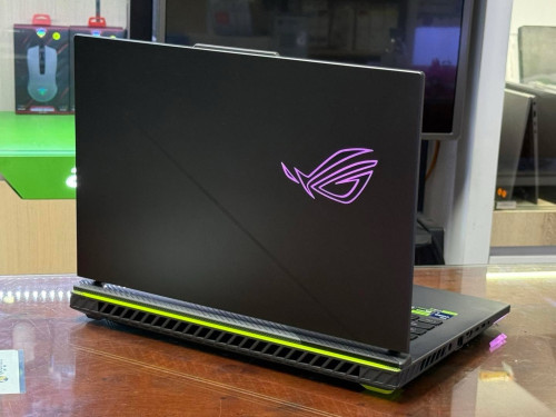 ASUS ROG STRIX G16 ស្ពិច Core i9-14900HX / Ram 16GB / 1TB / RTX 4060 8GB