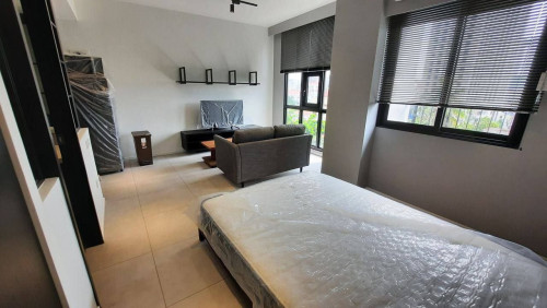 BKK | Condo with Swimming pool for rent in BKK1 near BKK market