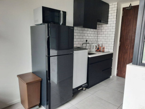 BKK | Condo with Swimming pool for rent in BKK1 near BKK market