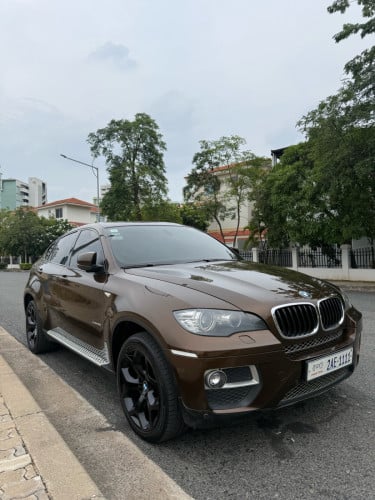 BMW X6 2013 color chocolate