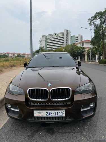 BMW X6 2013 color chocolate