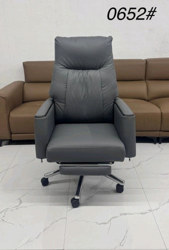Boss chair