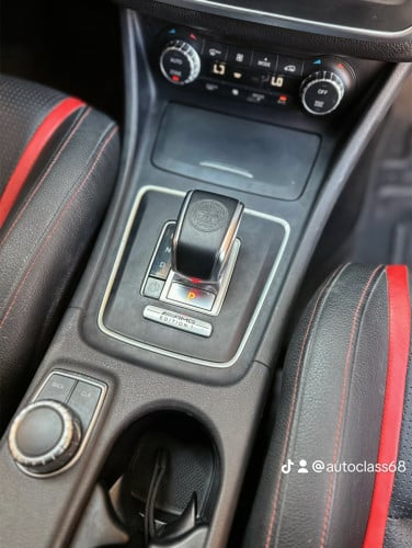 CLA45 AMG Recaro Seat