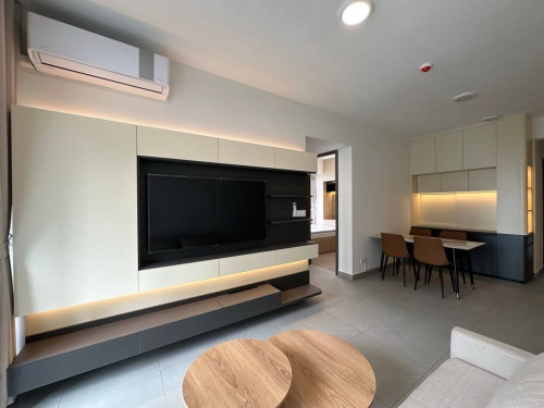 CONDO FOR RENT 📍60m (Urban Village)