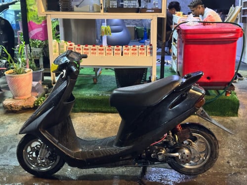 Dio AF 27 for sale ( គ្រឿងលេងច្រើន ម៉ាសុីនអ៊ែម ម៊ួលហោះ ល្បឿនបាន 70+ )