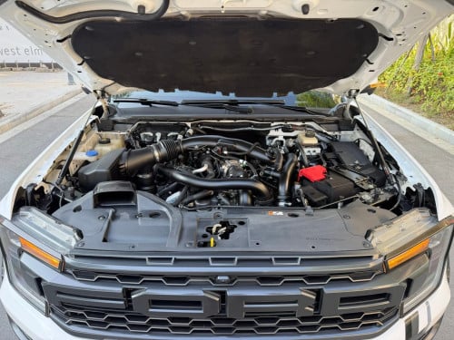 Ford Ranger Raptor 2023 full ម៉ាស៊ីន​3.0L សាំង​ full ថ្មីដាច់