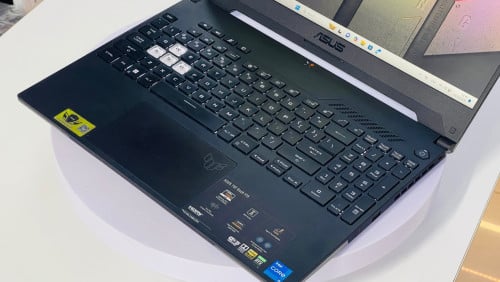 Gaming Asus Dash😍 1ទឹកស្អាត​ តម្លៃ​ពិសេស​💖✔️👉អាចរកបាននៅ 365 Computer 🖥️