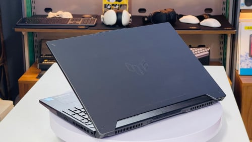 Gaming Asus Dash😍 1ទឹកស្អាត​ តម្លៃ​ពិសេស​💖✔️👉អាចរកបាននៅ 365 Computer 🖥️