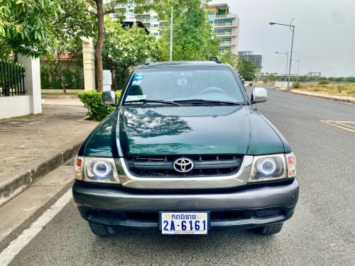 Hilux Tiger 2003 លេខដៃប៉ុង1 នៅសនុំអេមណាស់