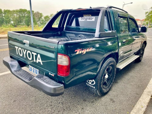 Hilux Tiger 2003 លេខដៃប៉ុង1 នៅសនុំអេមណាស់