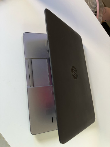 HP Elitebook 840 G1/ i5-4300U / RAM 8GB / SSD120G / Battery 🔋 2hour up 109$