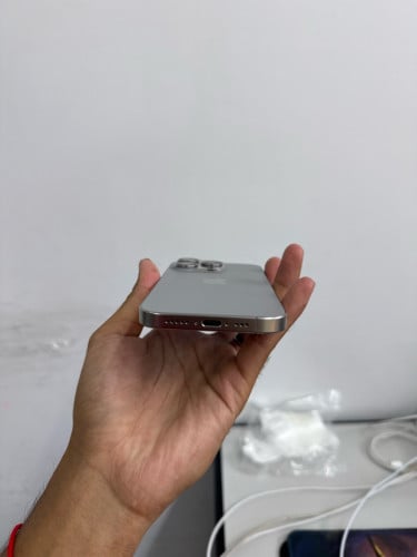 iPhone 15 pro 128G LL/A សំនុំសុីន